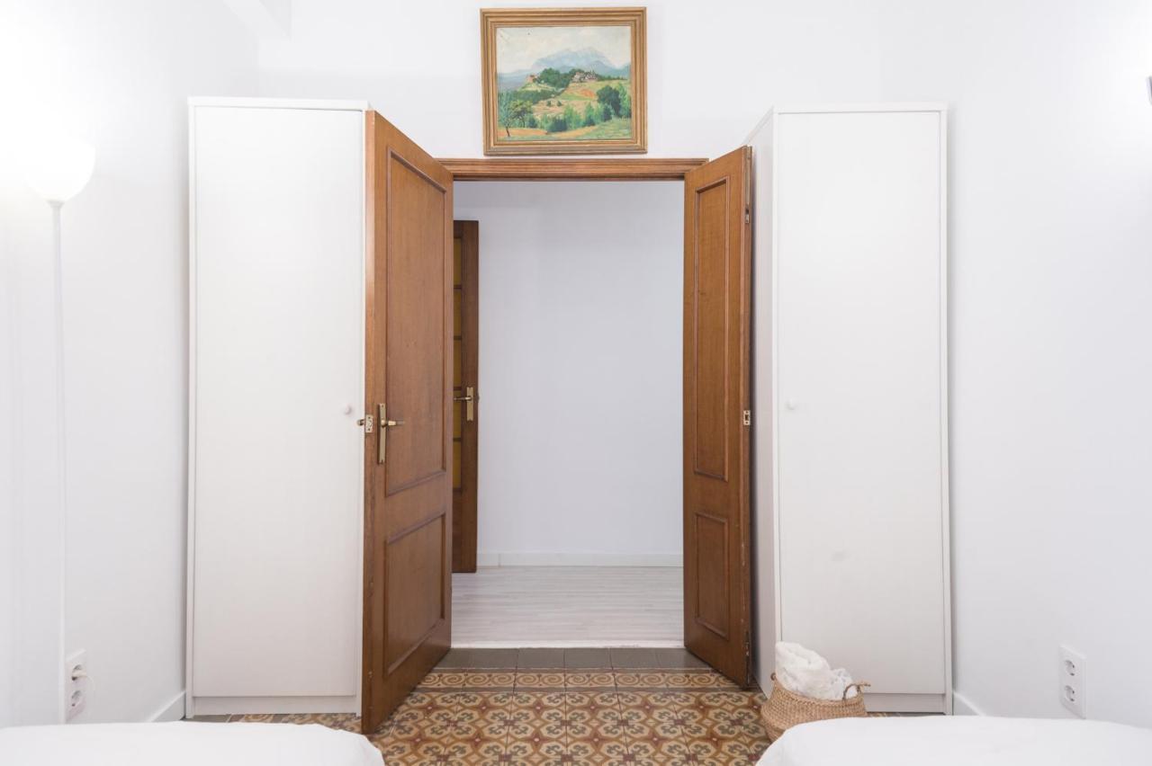 Spacious 3 Bed Apt In The Heart Of Sant Antoni Barcelona Zewnętrze zdjęcie