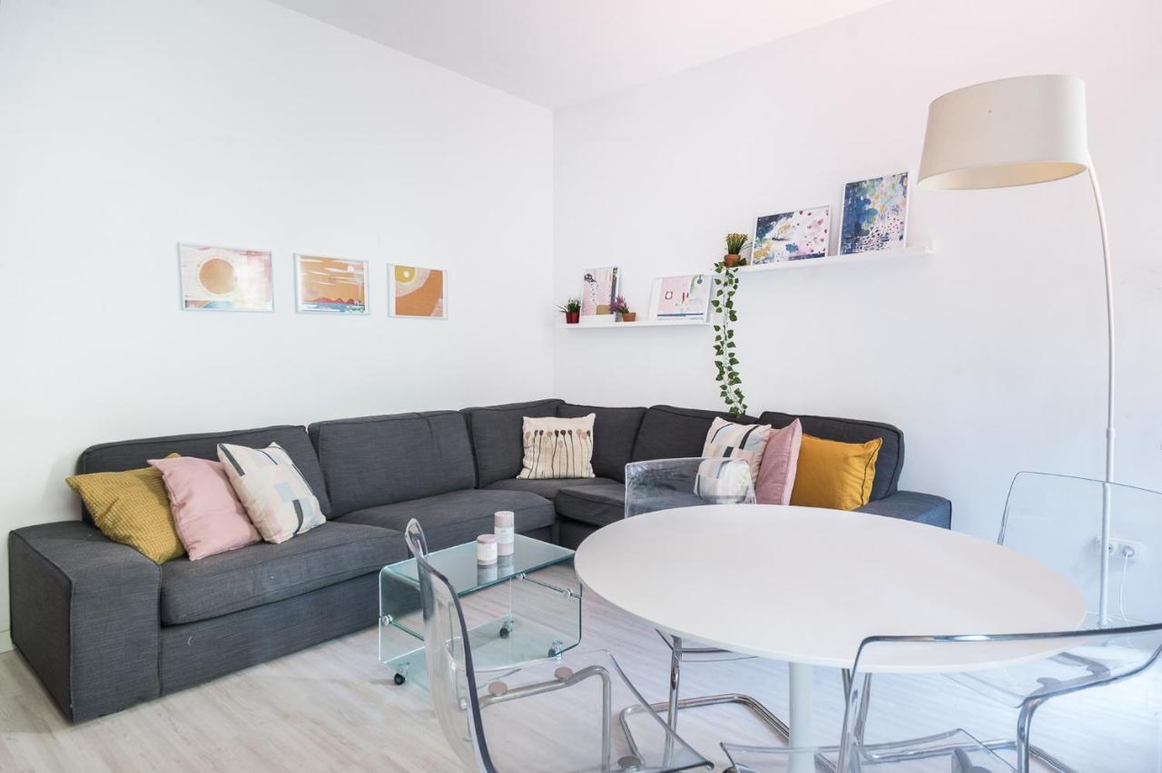 Spacious 3 Bed Apt In The Heart Of Sant Antoni Barcelona Zewnętrze zdjęcie