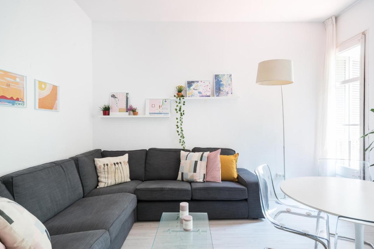 Spacious 3 Bed Apt In The Heart Of Sant Antoni Barcelona Zewnętrze zdjęcie